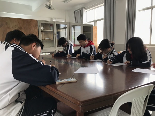 陶英校区自评互评.jpg