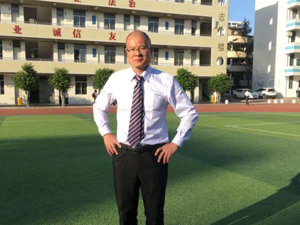 1.个人照.jpg