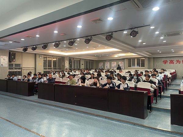活动照.jpg
