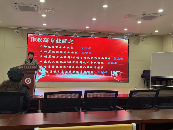 育瑜.jpg